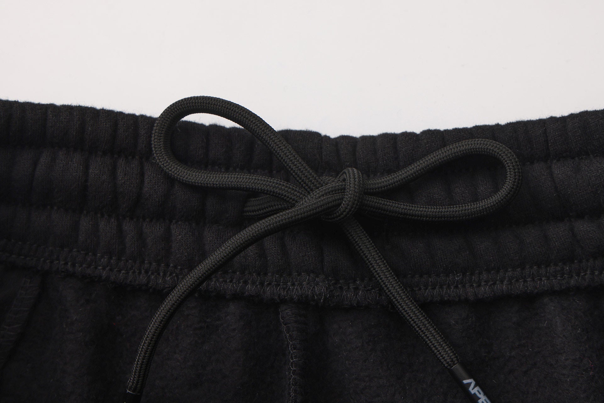 <tc>Apes</tc> Essentials - UNIT Pantalon ample - Noir