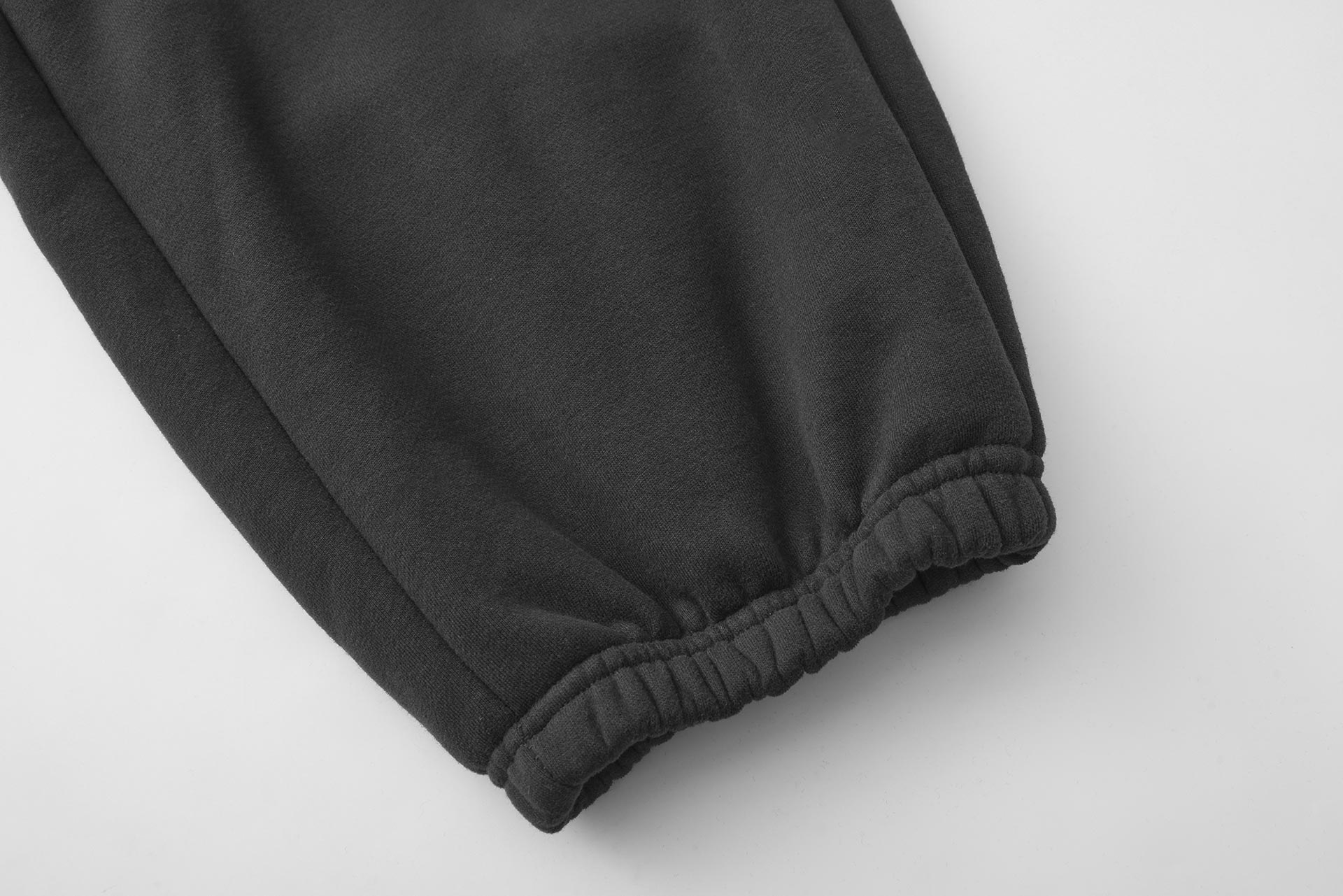 <tc>Apes</tc> Essentials – UNIT Loose Pants – Dunkelgrau