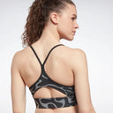 Soutien-gorge de sport prêt à l'entraînement